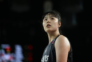 开云网址-李月汝本赛季WNBA表现回顾：加盟飞翼后重获新生 战狂热砍下20分